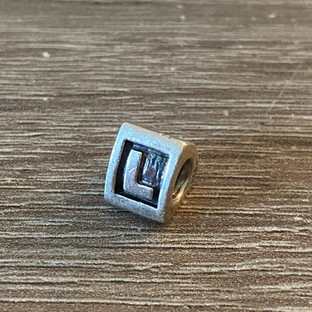Pandora Charm Letter “L" .925 Sterling Silver Bead “ALE” Charm 790323.